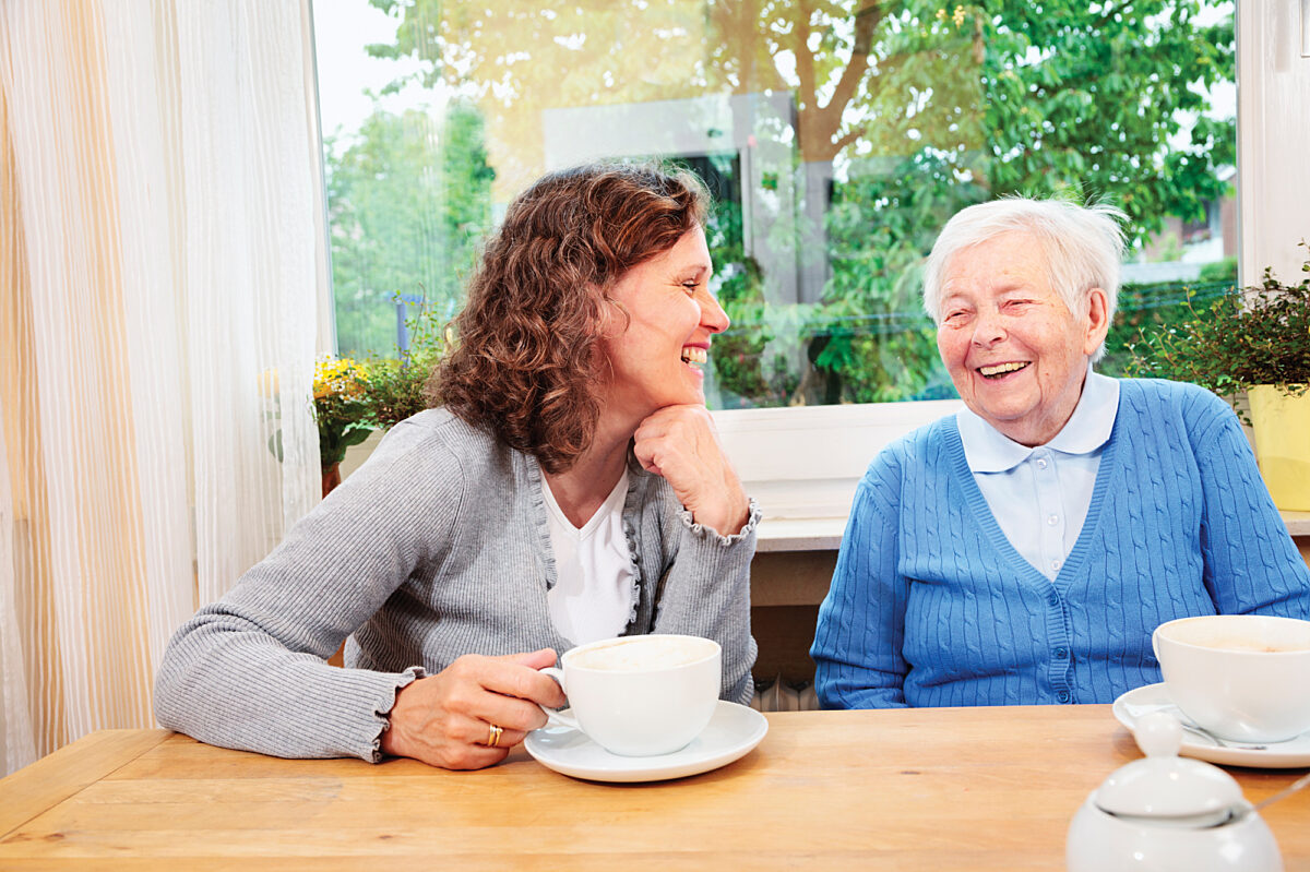 Middle aged woman and elderly woman WEB RGB